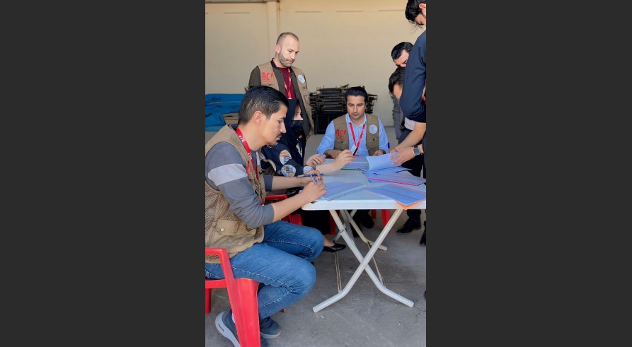 Barzani Charity Foundation distributed food to students at UOZ