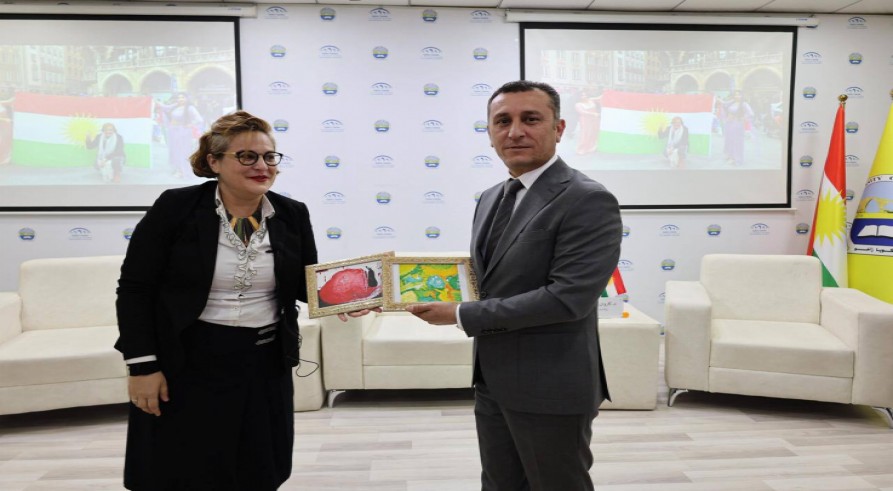 سمینارەك ل دۆر بزاڤا فیمینستییا كوردی چەوا سرۆشتی ددەتە جڤاكێ ڕۆژئاڤایی ل زانكۆیا زاخۆ هاتە پێشكێشكرن