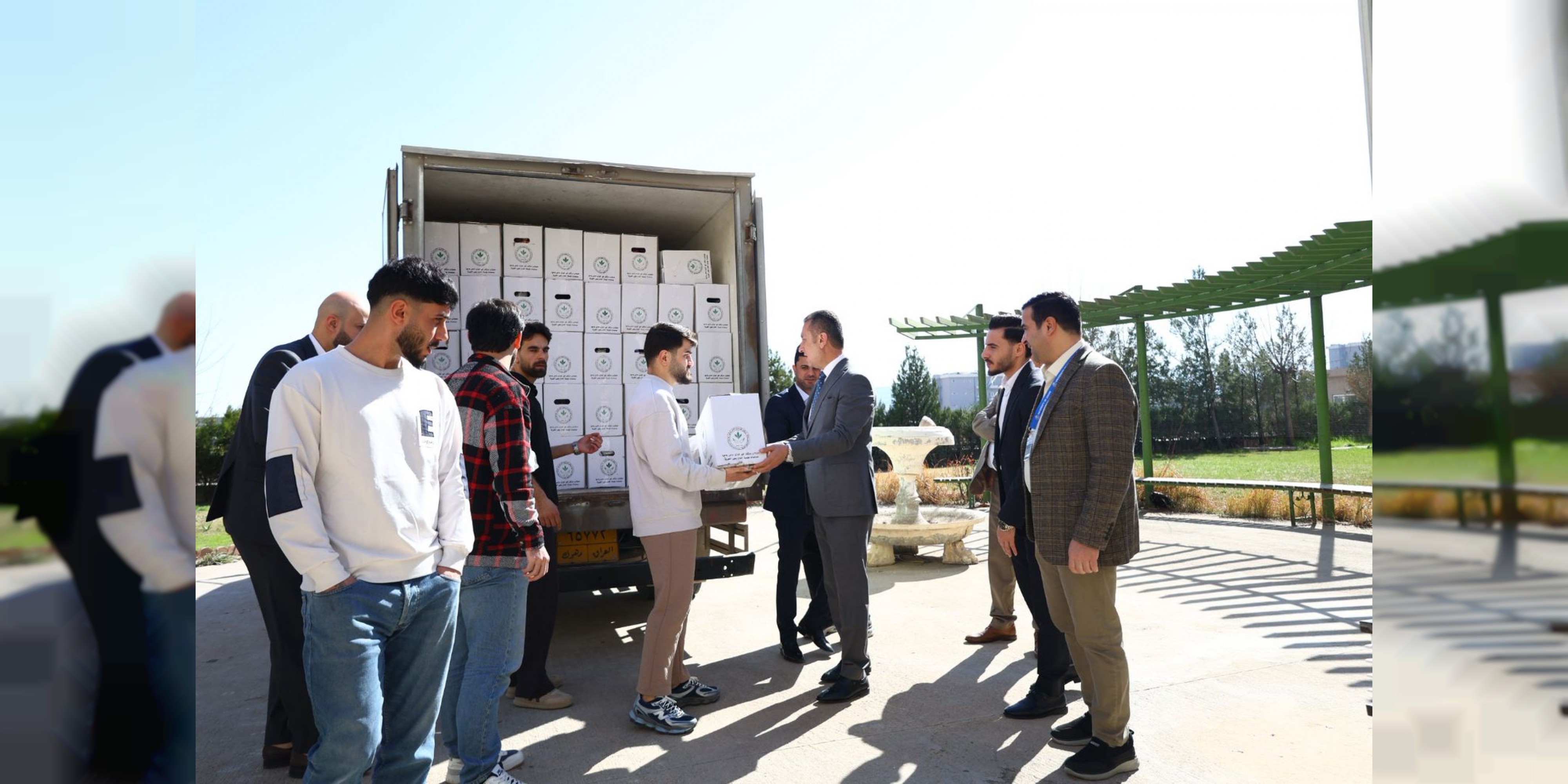 گڕوپێ جیهان پتر ژ (٥٠٠) سەبەتێن خوارنێ ل سەر قوتابیێن پشکێن ناڤخۆیی بەلاڤکرن